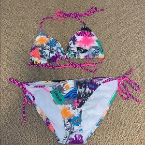 OP Bikini Set